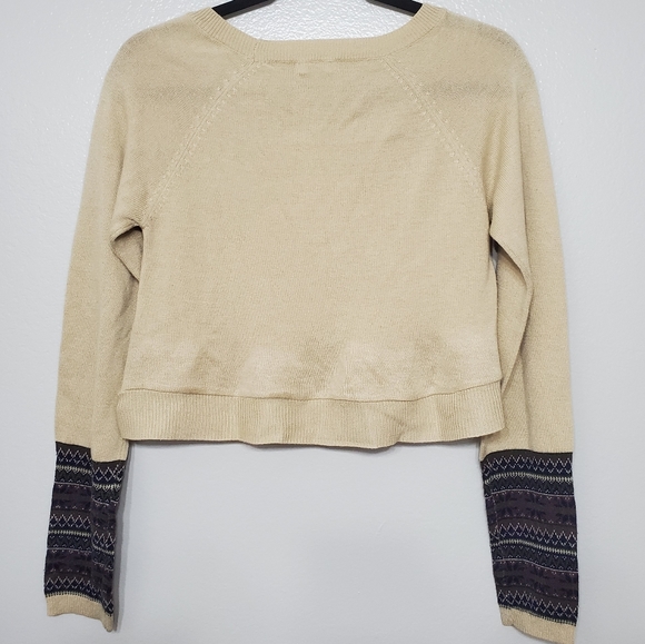 Urban Research Thermal Crop Top Sweater - Picture 4 of 4